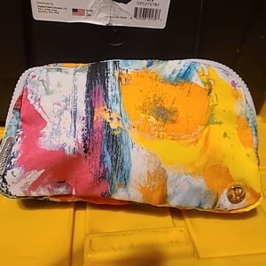 Lululemon Everywhere Belt Bag